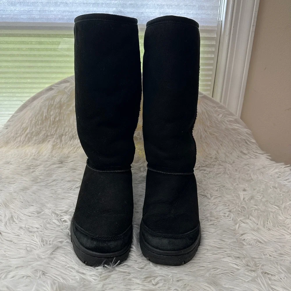 UGG Ultra Tall Revival Boots Black Suede Tasman Braid Aztec Sz 7 Shearling Lined